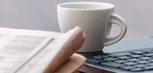 Journal, café, PC - revue de presse formation professionnelle octobre 2016
